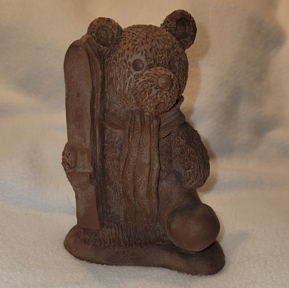 Vintage 1987 #1750 Pecan Resin Ski Bear Figurine with Base - Picture 7 of 9